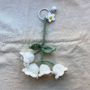 Handmade Crochet Bellflowers Keychain, Flowers Bag Charm, Key Charm, Key Chain
